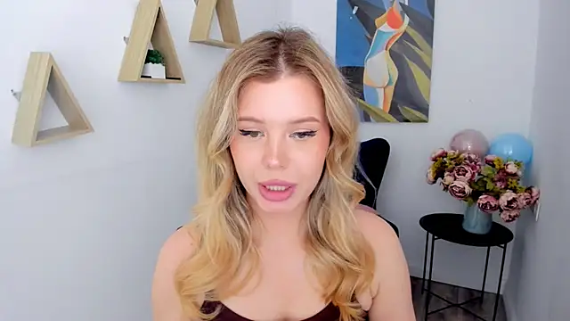 FollowLovee's Live XXX Chat