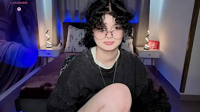 แชท XXX สดของ MileyRood