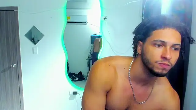 Kris_Khalifa69 Show in webcam