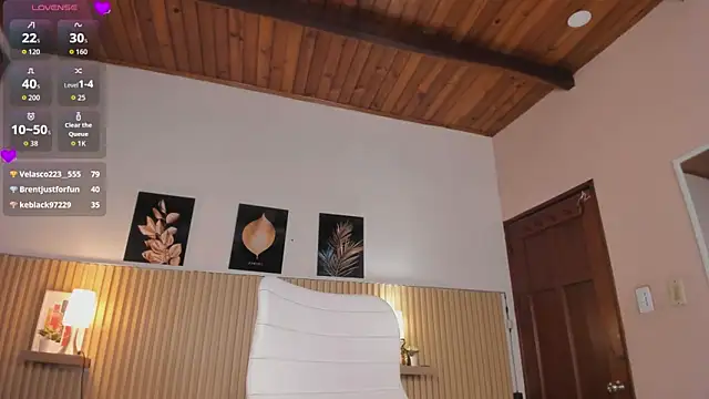 LittleNoor Adlı Modelin Canlı XXX Sohbeti
