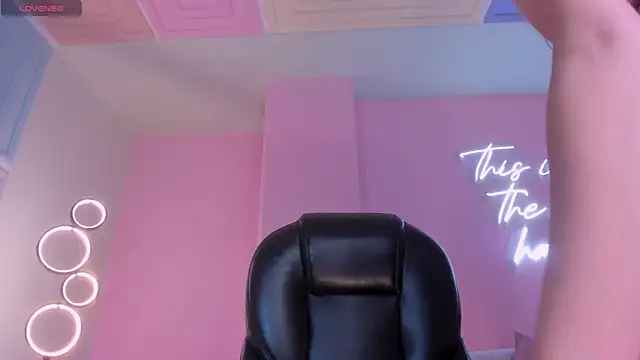 XXX chat uživo modela TiffannySins