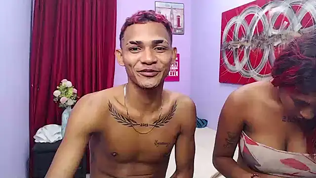 Chat XXX en directo de black_twinks