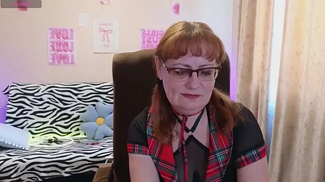 Chat +18 de Jasmine_Tv ao vivo