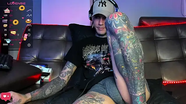 jhonny__ackerman XXX чат на живо