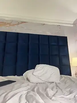 EmmaJhoons Adlı Modelin Canlı XXX Sohbeti