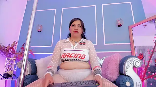 Chat +18 de TaraTaylorr ao vivo