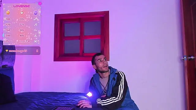 MaxPower003n Live XXX chat