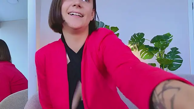 Emi_Mi_'s Live XXX Chat