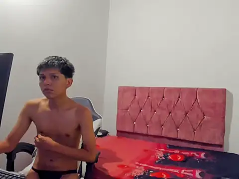 Chat +18 de chick_angel ao vivo
