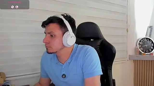 Chat +18 de Rick_Adams ao vivo