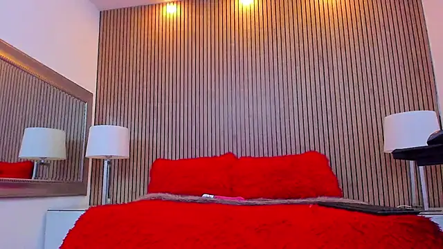 دردشة MillyHotsoon الجنسية المباشرة