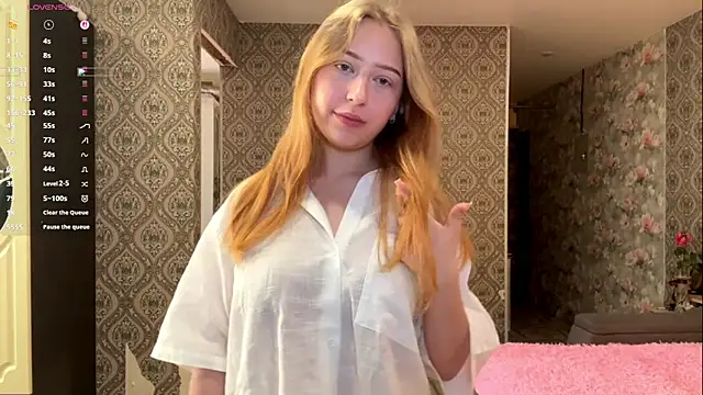 LunaHart7's Live XXX Chat