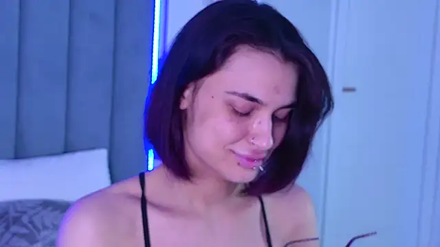 VioletAsh's Live XXX Chat