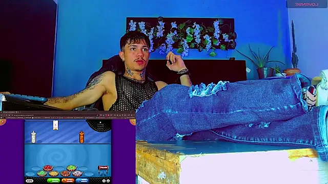 HannibalLester's Live XXX Chat