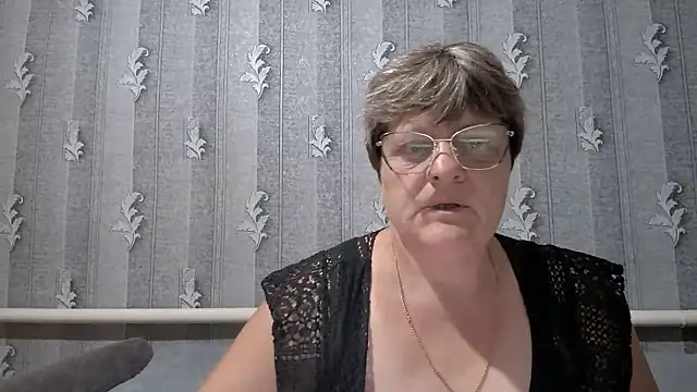 ElzaJewel's Live XXX Chat