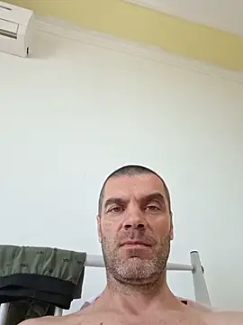 SIR-MASTER-DOMINATOR: απευθείας συνομιλία ΧΧΧ