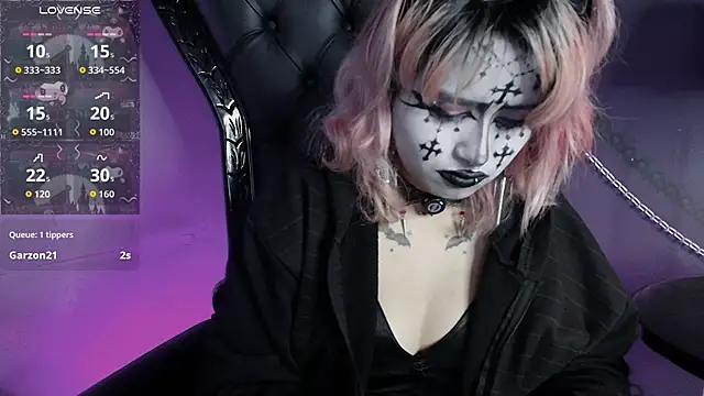 Chatroom XXX en direct de Navier__