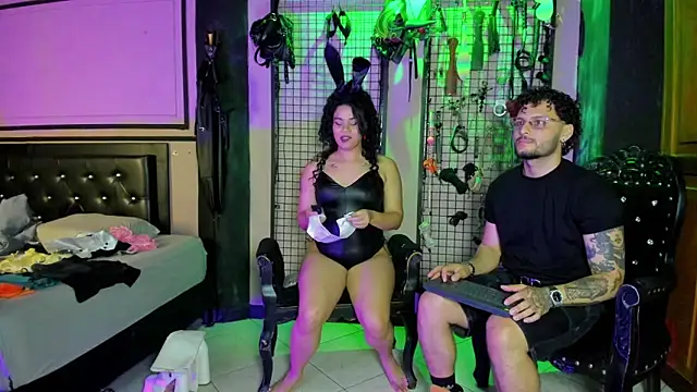 Twisted_Fantasy Live XXX-Chat