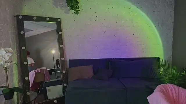 ScarlettSparkss 现场XXX聊天
