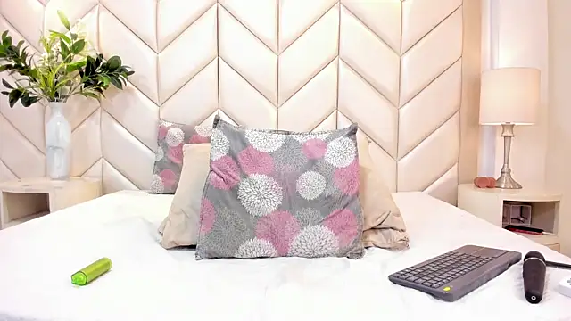 NikoStone_ Adlı Modelin Canlı XXX Sohbeti