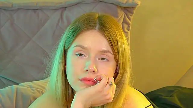 MilanaBalmain Chat XXX live