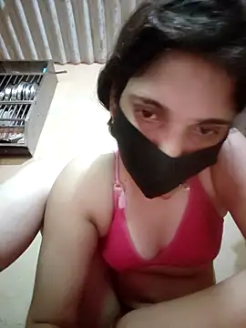 Gunjanhot's Live XXX Chat