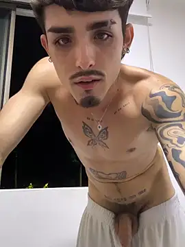 NikoStone_ élő XXX-chatje