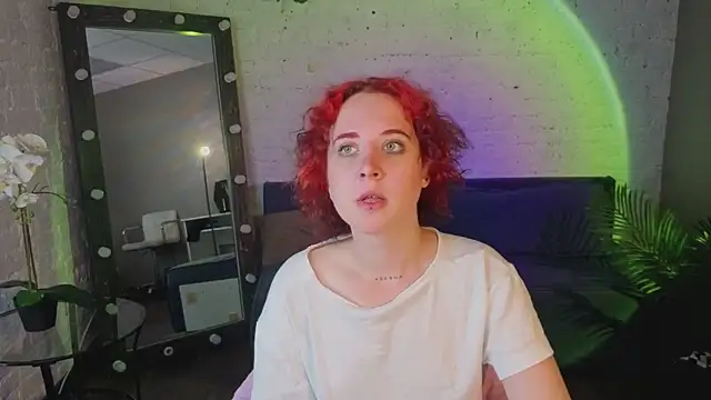 ScarlettSparkss 现场XXX聊天