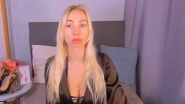 Chat +18 de MargaritaRose ao vivo