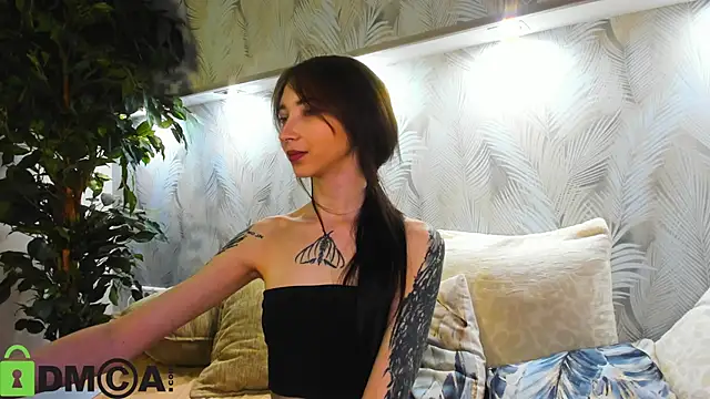 Ellen_Hops Adlı Modelin Canlı XXX Sohbeti