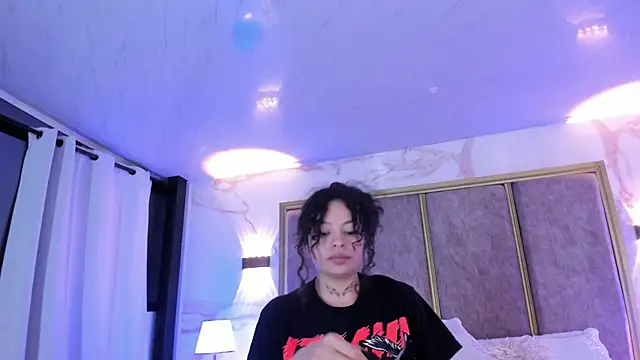 KatherineGomez's Live XXX Chat