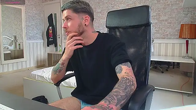 JonahShaw XXX чат на живо