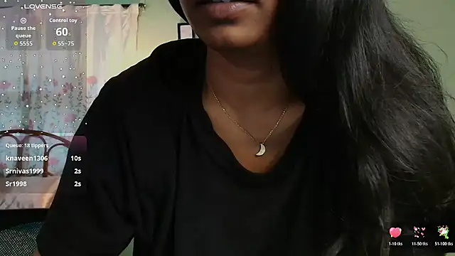skyyiiin Live XXX chat