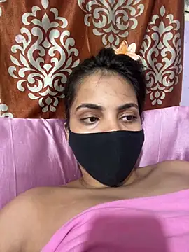 Sandhya_77 XXX чат на живо