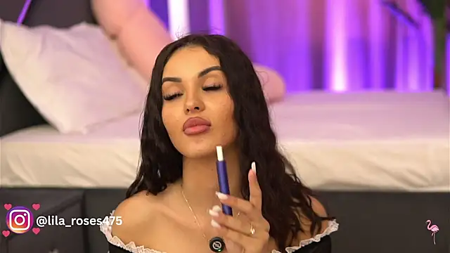 LilaRoses Chat XXX live