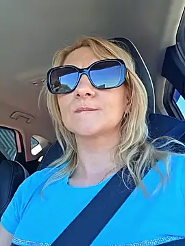 KaylinJan live XXX chat
