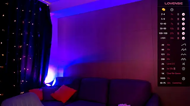 XXX chat uživo modela AnyaTaylor_