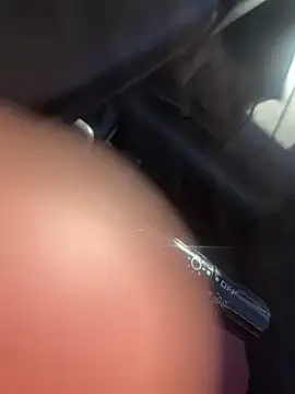 iRealYFuckGoodのウェブカメラショー