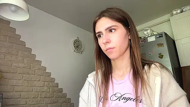 ZaraGuyette Chat XXX live