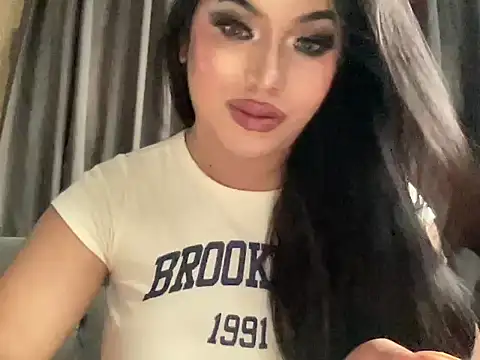 XGoodnessGracious Live XXX Chat