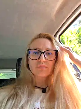 Nataly_Rosy Chat XXX in diretta