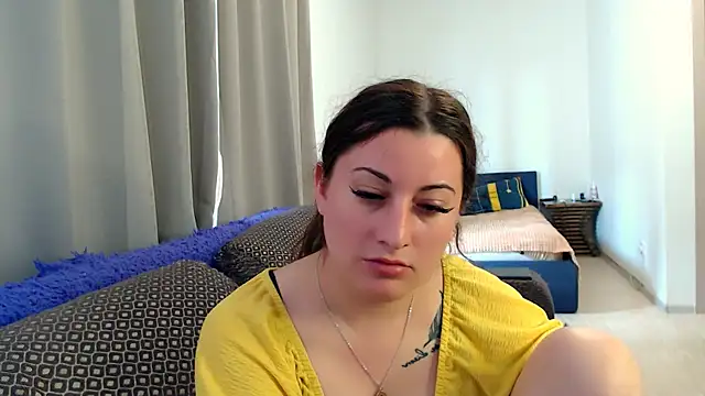 Helen_Adams_ Live XXX-chat