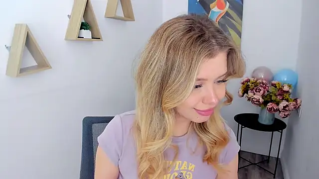 FollowLovee's Live XXX Chat
