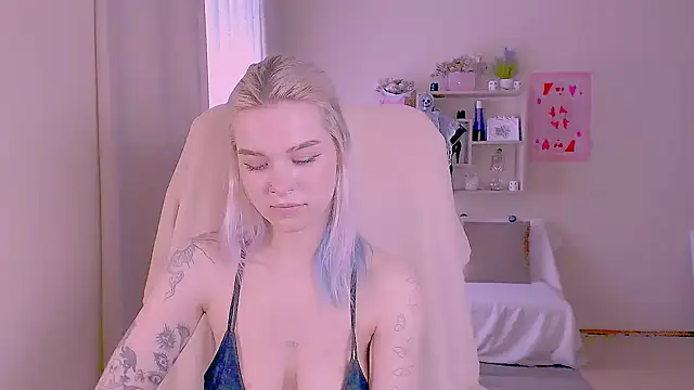 دردشة Hot_Blonda الجنسية المباشرة