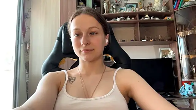 XXX chat uživo modela TaIliedGuest