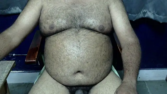 XXX chat uživo modela hairysubcub_70