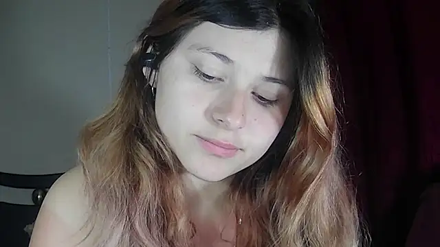 XXX chat uživo modela StarElii