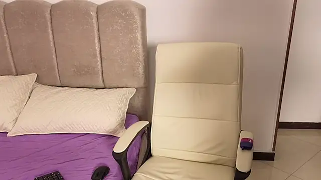 zoemoon1_ live XXX chat