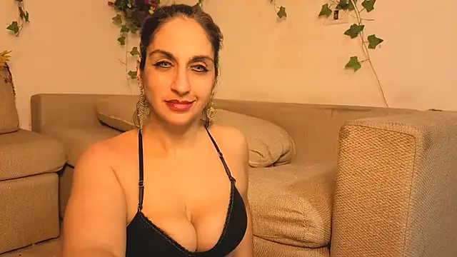 Bellydancerhot 即時 XXX 聊天