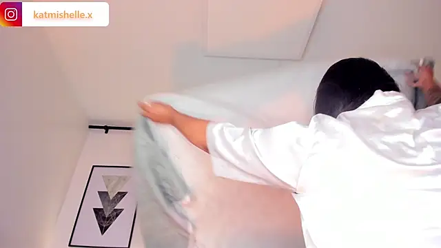 _mishelle 라이브 XXX 채팅